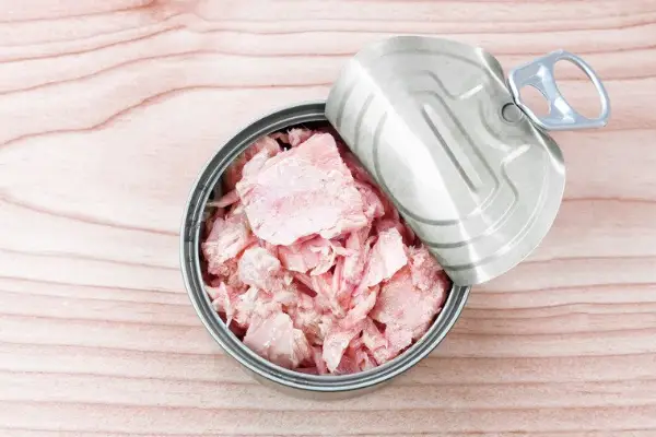 A photo of a can of skipjack tuna